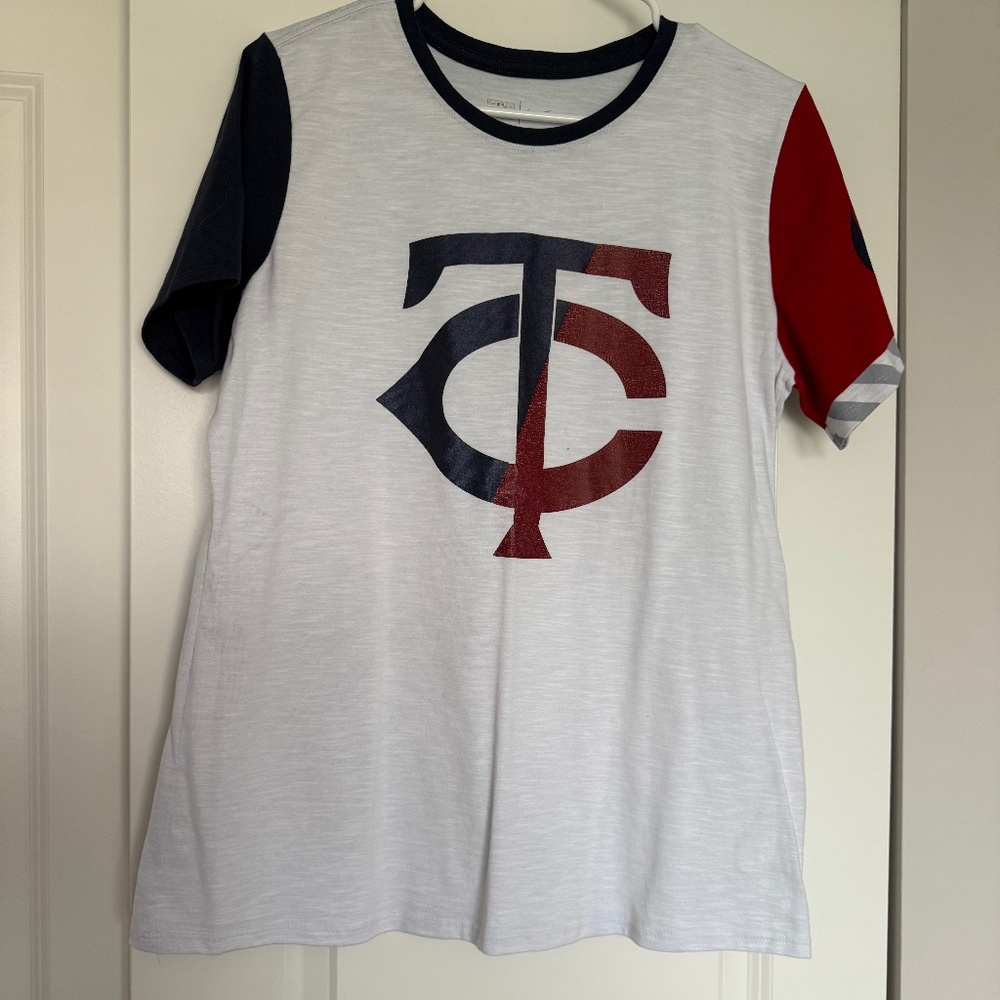 Nike Dri-Fit White Minnesota Twins T-Shirt - Size L